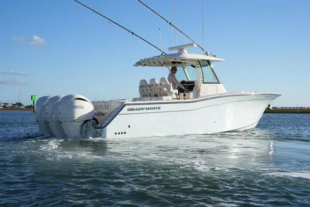 Slide: The Image of Grady-White Canyon 336 2022 - 13