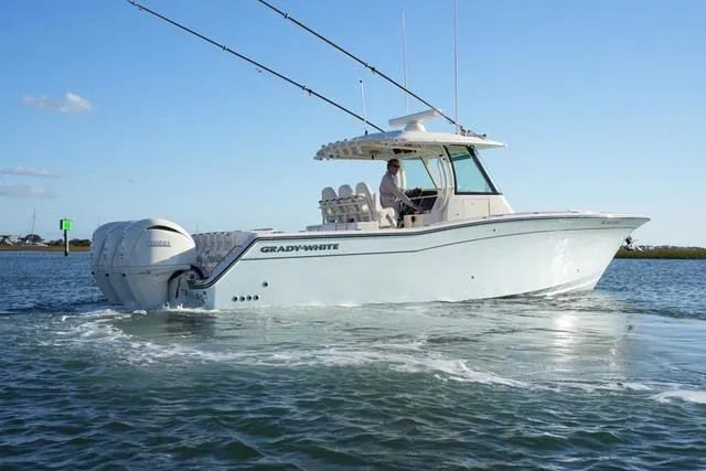 Slide: The Image of Grady-White Canyon 336 2022 - 14