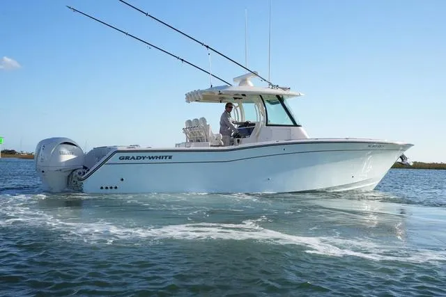 Slide: The Image of Grady-White Canyon 336 2022 - 15