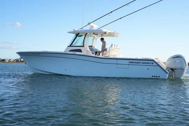 Slide: The Image of Grady-White Canyon 336 2022 - 3