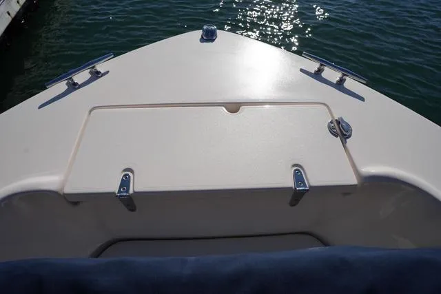 Slide: The Image of Grady-White Fisherman 180 2023 - 28