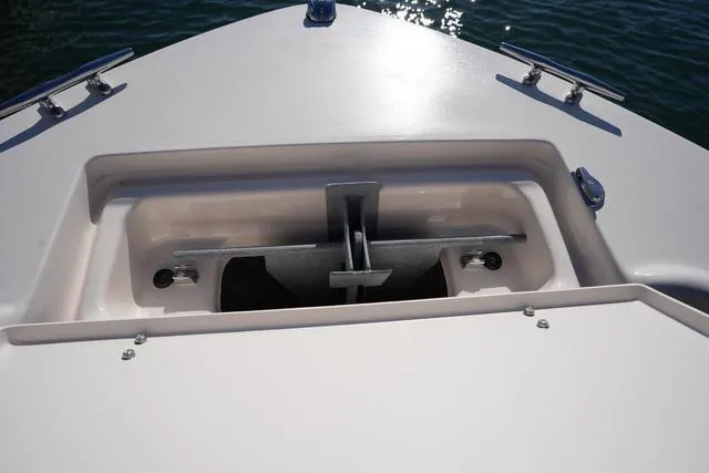 Slide: The Image of Grady-White Fisherman 180 2023 - 29