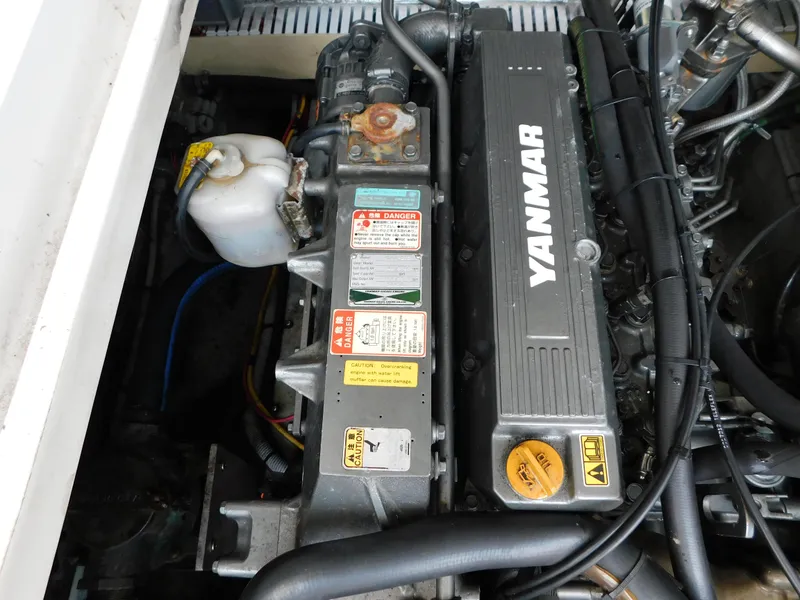 Slide: The Image of Mainship Pilot 30 1999 - 69