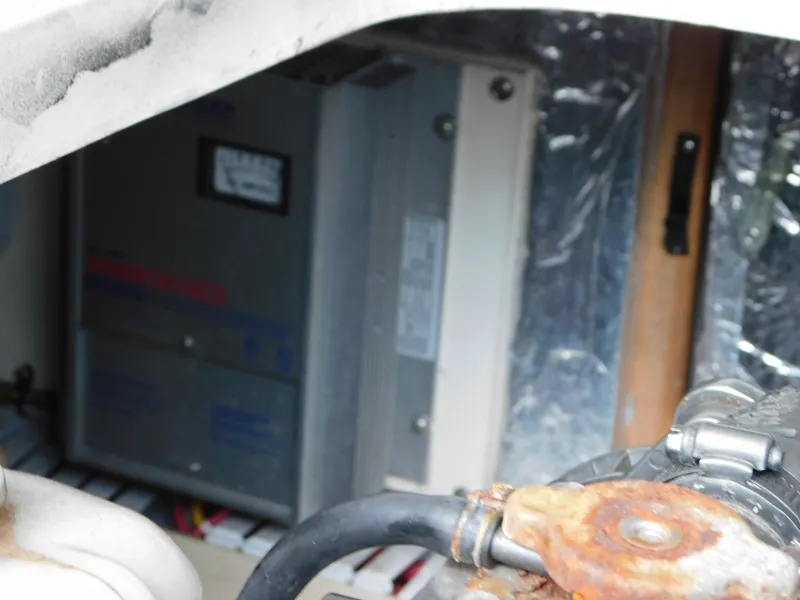 Slide: The Image of Mainship Pilot 30 1999 - 76