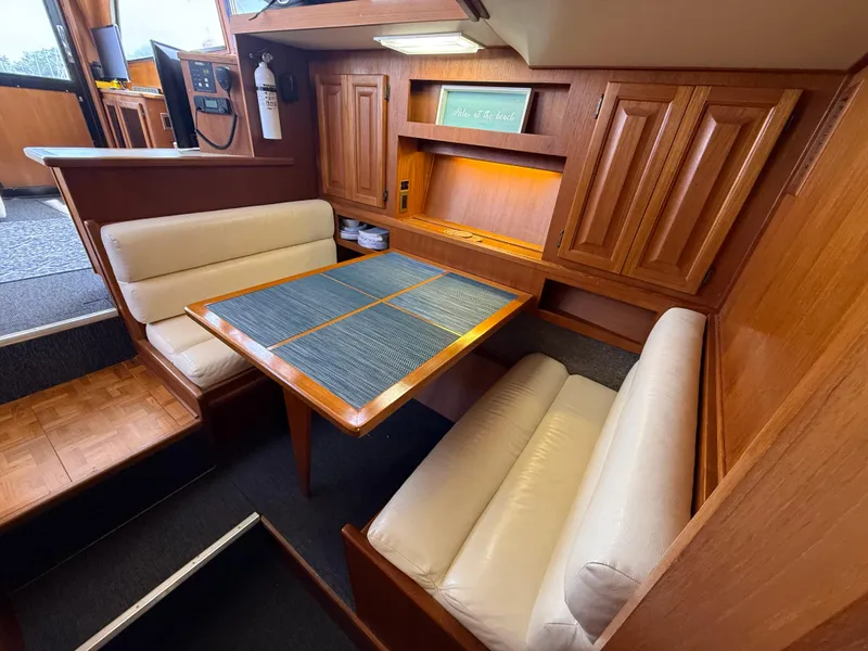 Slide: The Image of Viking 35 Convertible 1989 - 23