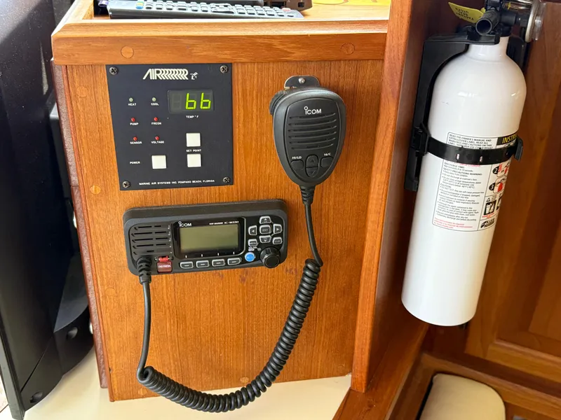 Slide: The Image of Viking 35 Convertible 1989 - 24