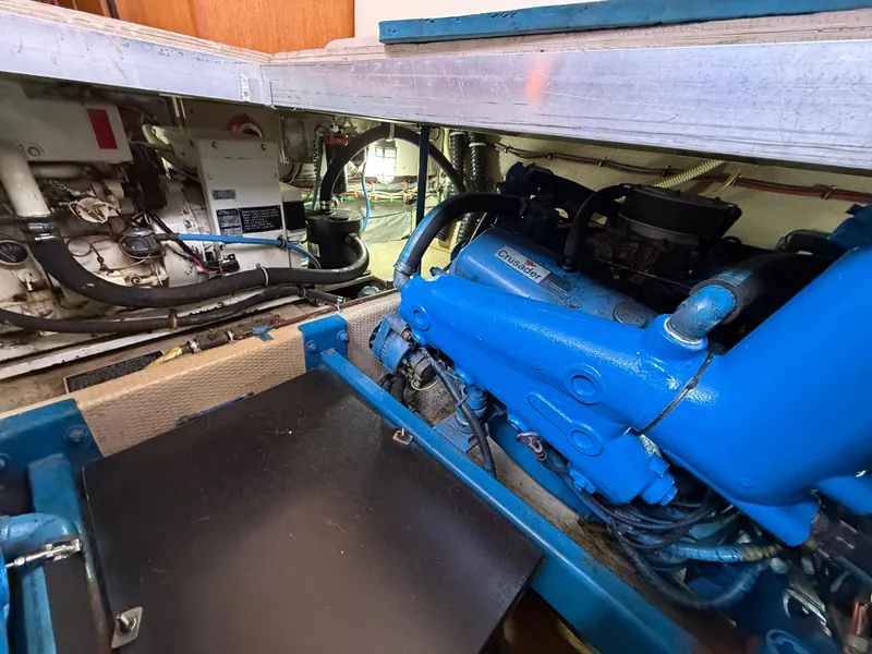 Slide: The Image of Viking 35 Convertible 1989 - 31