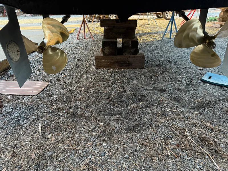 Slide: The Image of Viking 35 Convertible 1989 - 32