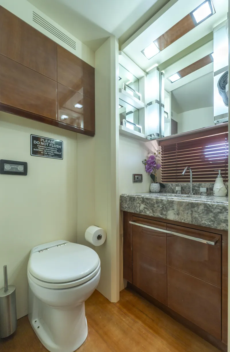 Slide: The Image of Azimut 75 2008 - 103