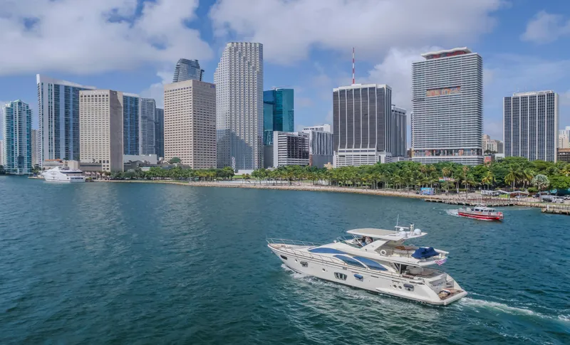 Slide: The Image of Azimut 75 2008 - 51