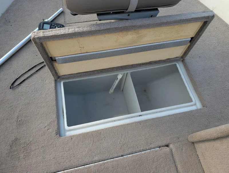 Slide: The Image of Sylvan 1600 Explorer SC 2005 - 10