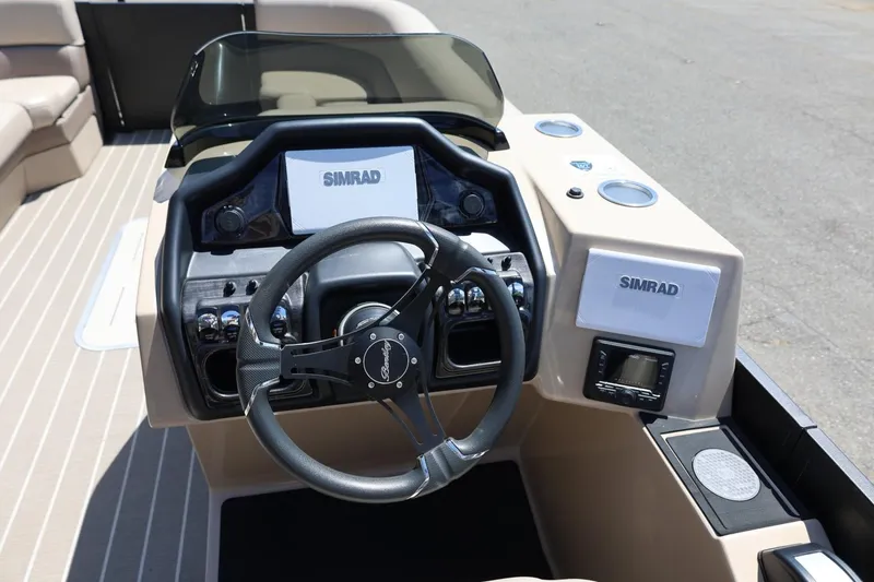 Slide: The Image of Bentley Pontoons 253 ELITE SWINGBACK DUAL CAPTAIN 2024 - 16