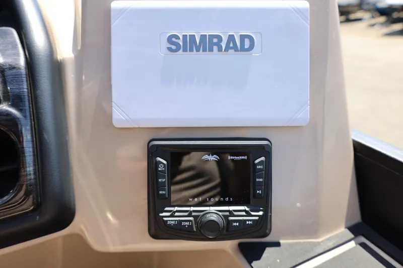 Slide: The Image of Bentley Pontoons 253 ELITE SWINGBACK DUAL CAPTAIN 2024 - 20