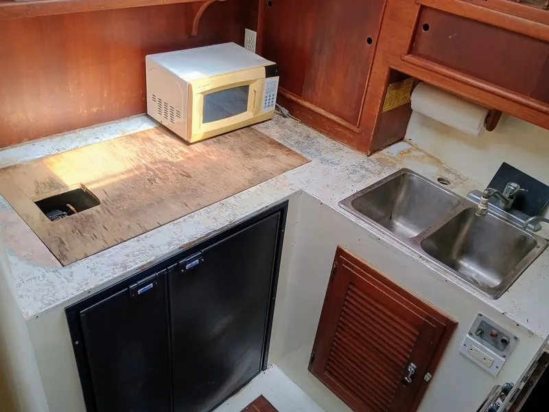 Slide: The Image of Columbia 45 1973 - 10