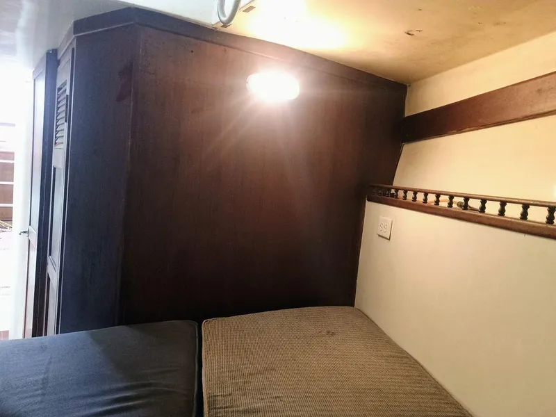 Slide: The Image of Columbia 45 1973 - 19