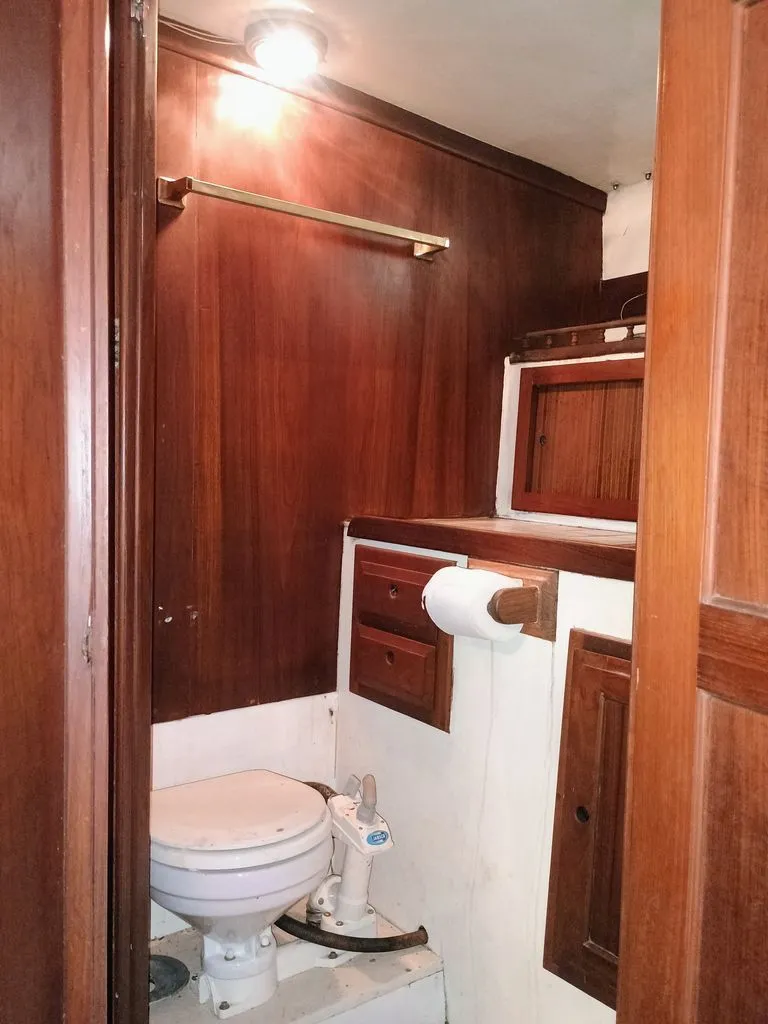 Slide: The Image of Columbia 45 1973 - 24