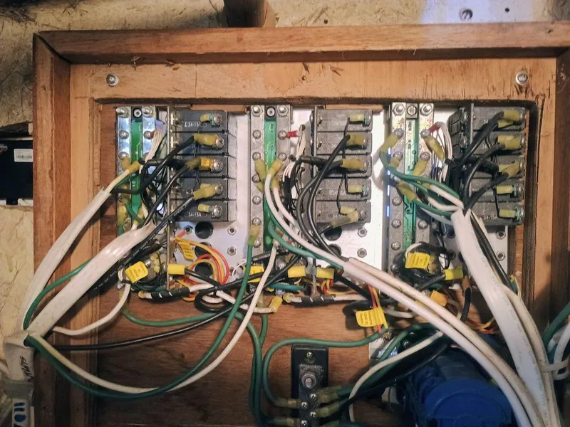 Slide: The Image of Columbia 45 1973 - 38