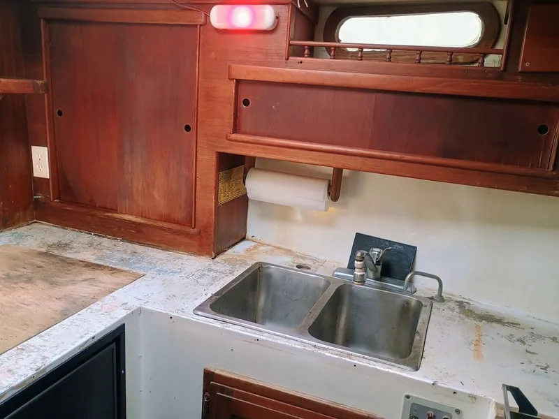 Slide: The Image of Columbia 45 1973 - 6