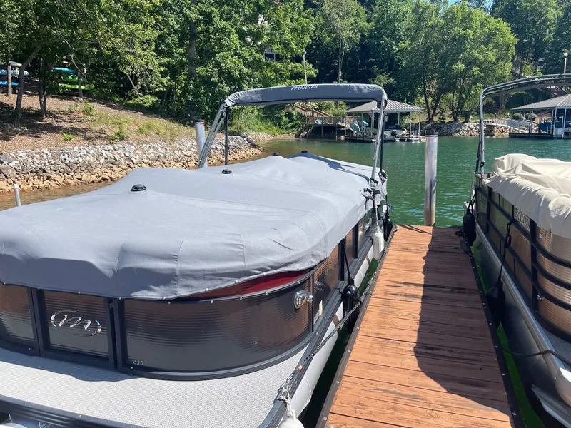 Slide: The Image of Manitou 23 Oasis RF SHP 2021 - 19