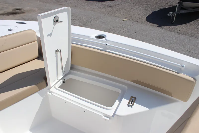 Slide: The Image of Sea Pro 225 Sandbar 2025 - 10