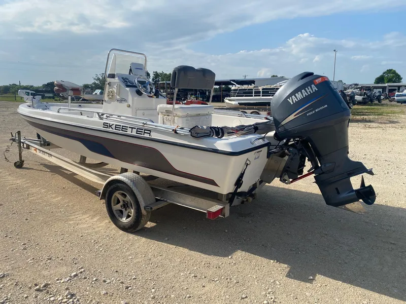 Skeeter ZX20 Bay 2008 - Marine Source