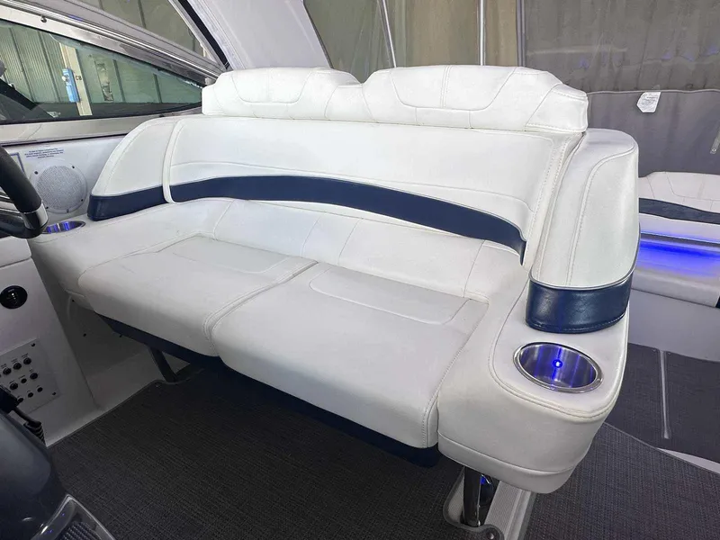 Slide: The Image of Formula 37 Performance Cruiser 2019 - 12