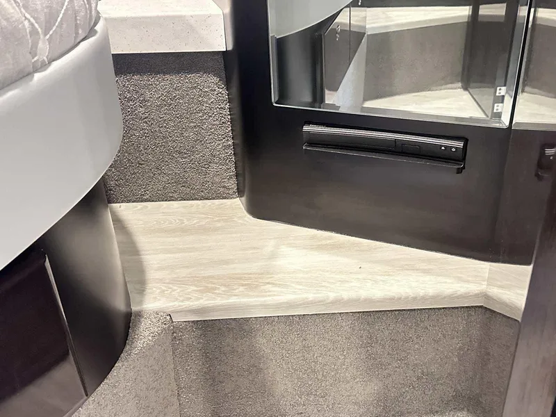 Slide: The Image of Formula 37 Performance Cruiser 2019 - 32