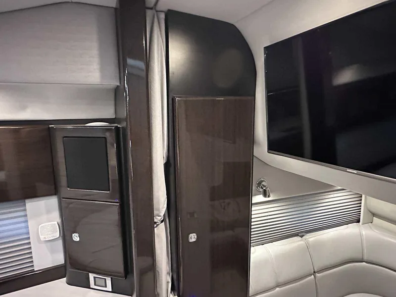 Slide: The Image of Formula 37 Performance Cruiser 2019 - 38