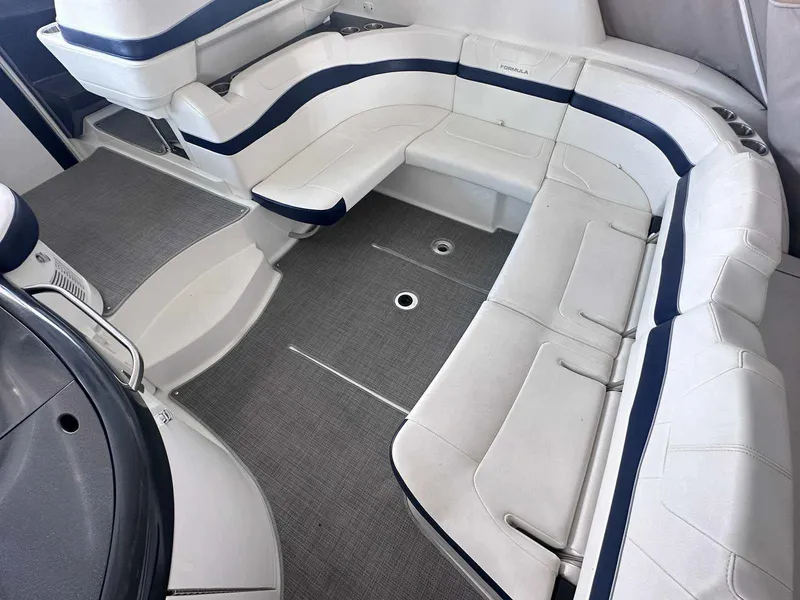 Slide: The Image of Formula 37 Performance Cruiser 2019 - 4