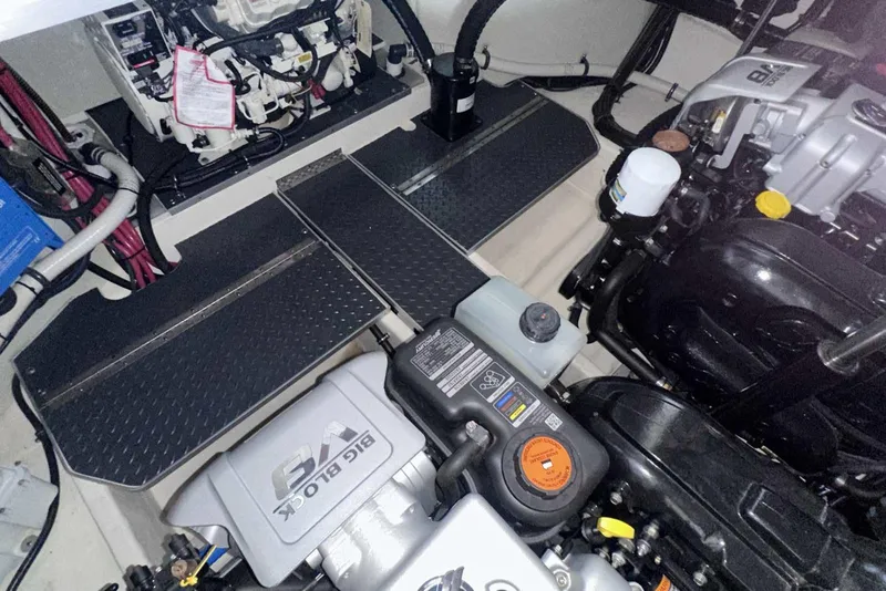 Slide: The Image of Formula 37 Performance Cruiser 2019 - 57