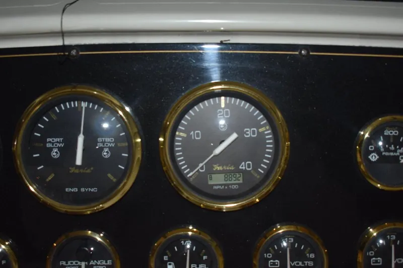 Slide: The Image of Cruisers Yachts 4450 Express Motoryacht 2000 - 78