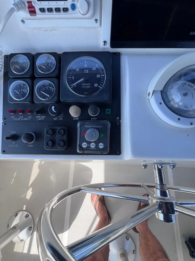 Slide: The Image of Symbol 42' Sun Deck Trawler 2000 - 18