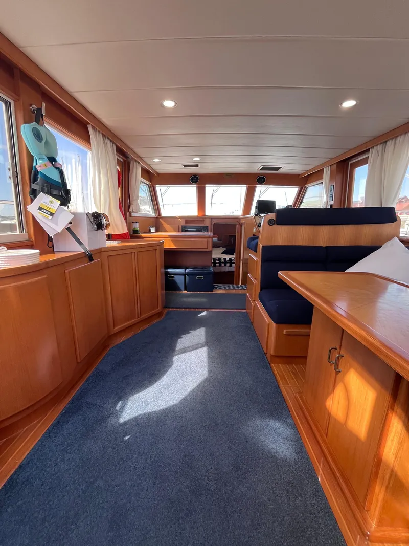 Slide: The Image of Symbol 42' Sun Deck Trawler 2000 - 40