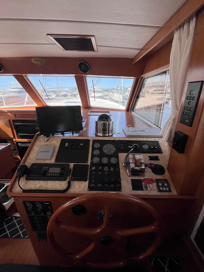 Slide: The Image of Symbol 42' Sun Deck Trawler 2000 - 45