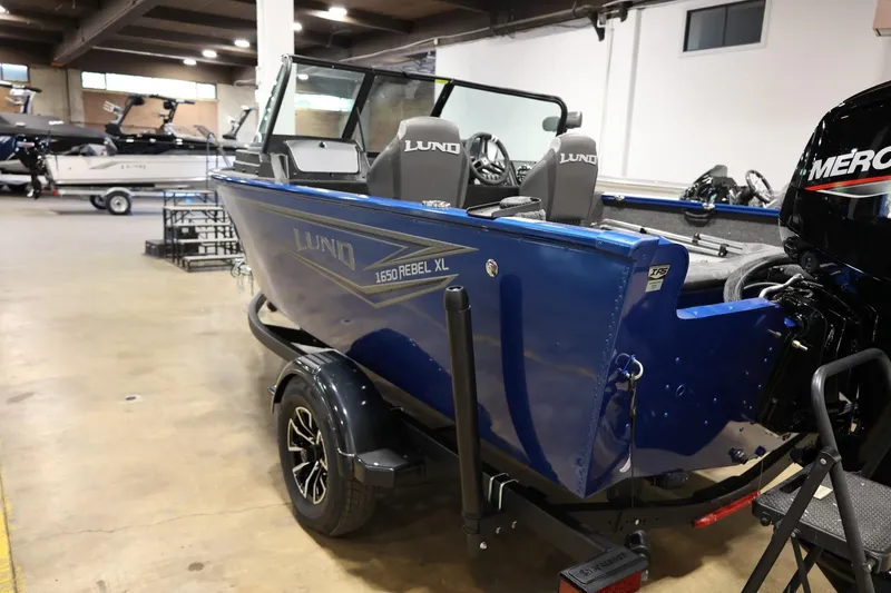 Slide: The Image of Lund 1650 Rebel XL Sport 2025 - 7