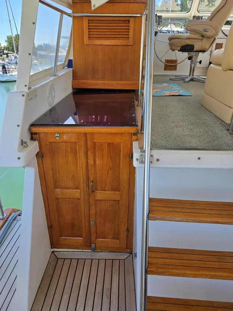 Slide: The Image of 1983 Ocean Alexander 43 Flush Aft Deck - aft deck entry into main cabin - 31