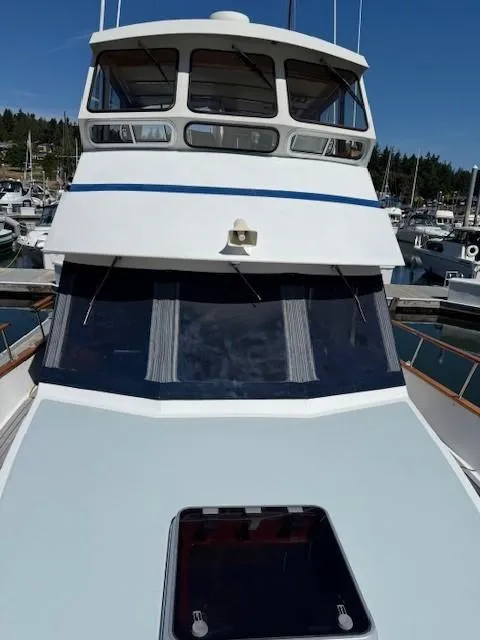 Slide: The Image of 1983 Ocean Alexander 43 Flush Aft Deck - windshield - 7