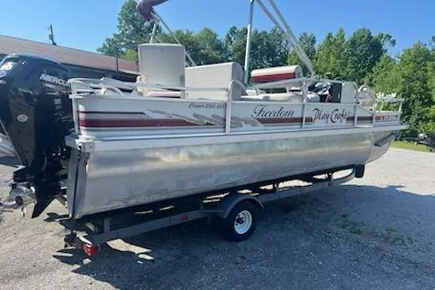 Slide: The Image of PlayCraft 2000 Clipper 1998 - 3