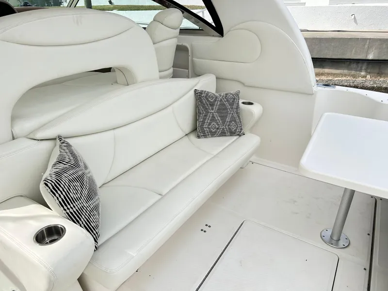 Slide: The Image of Sea Ray 410 Express Cruiser 2003 - 14