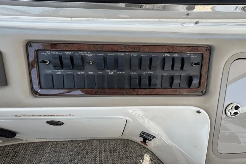 Slide: The Image of Sea Ray 550 Sundancer 2003 - 22