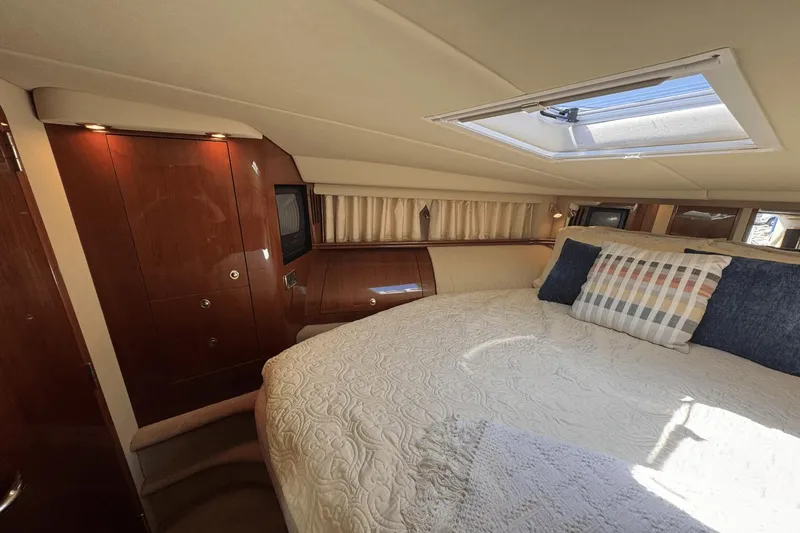Slide: The Image of Sea Ray 550 Sundancer 2003 - 34