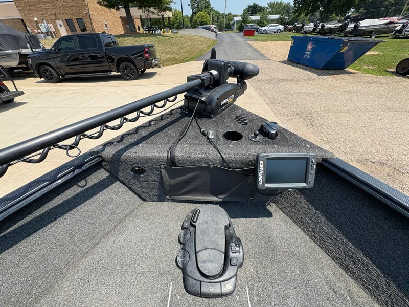 Slide: The Image of Lund 1650 Rebel XL SS 2014 - 10