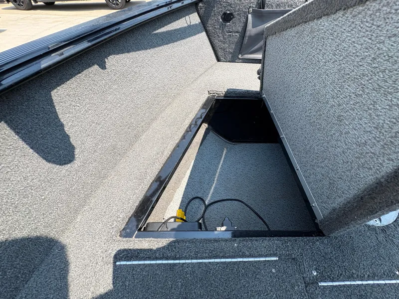 Slide: The Image of Lund 1650 Rebel XL SS 2014 - 11