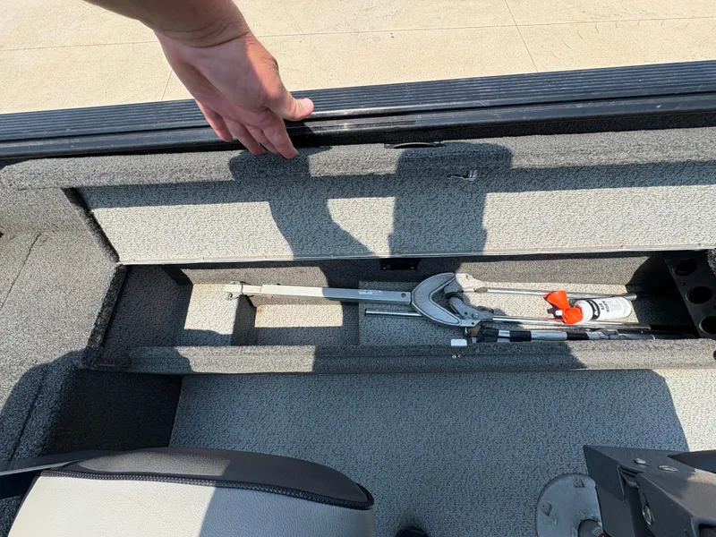 Slide: The Image of Lund 1650 Rebel XL SS 2014 - 18