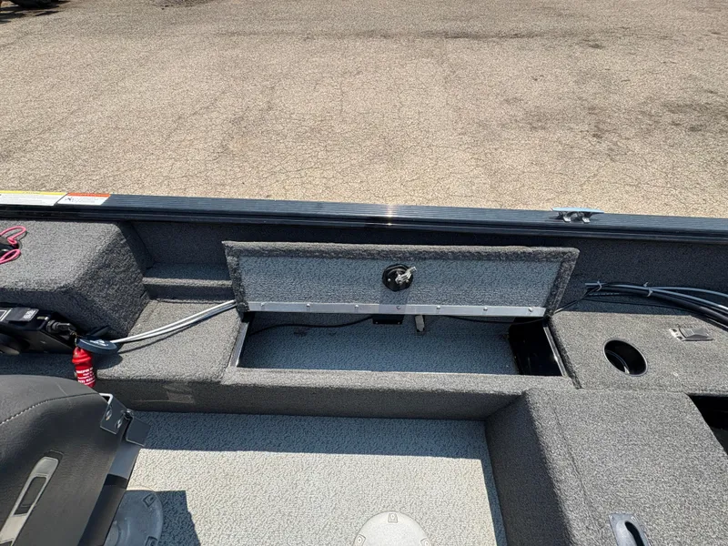 Slide: The Image of Lund 1650 Rebel XL SS 2014 - 19