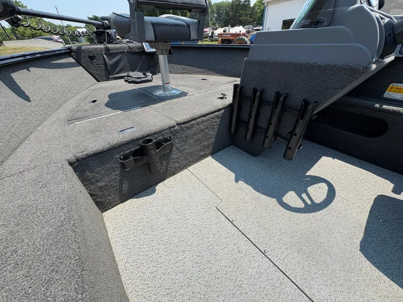 Slide: The Image of Lund 1650 Rebel XL SS 2014 - 22