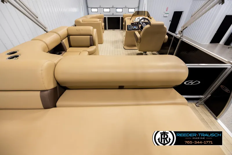 Slide: The Image of Harris Cruiser 220 2017 - 16