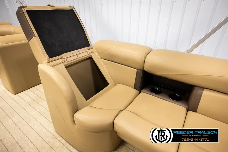 Slide: The Image of Harris Cruiser 220 2017 - 21