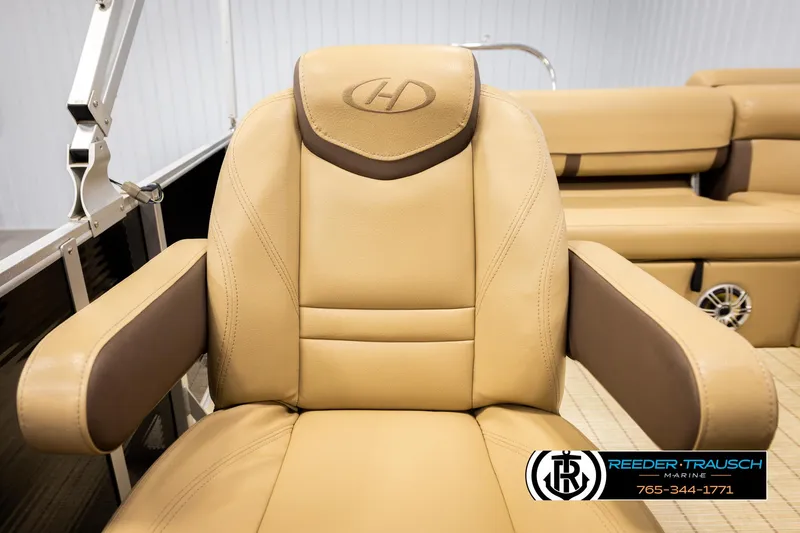 Slide: The Image of Harris Cruiser 220 2017 - 41