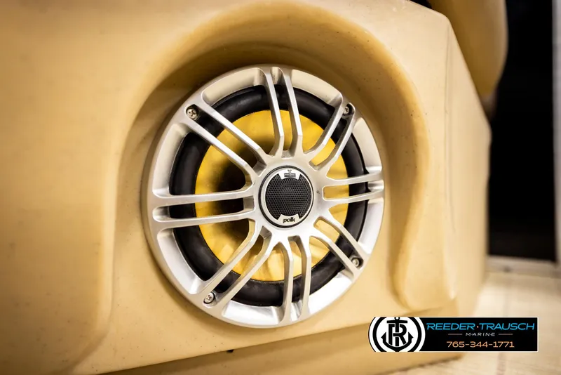 Slide: The Image of Harris Cruiser 220 2017 - 44